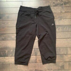 Adidas Cropped Jogger